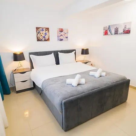 Apartment Ndl *