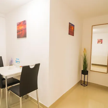 Apartment Ndl *